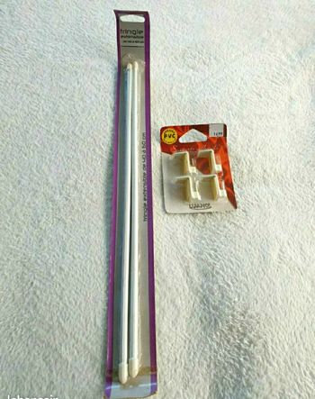 Lot de 2 tringles à rideaux et supports neufs