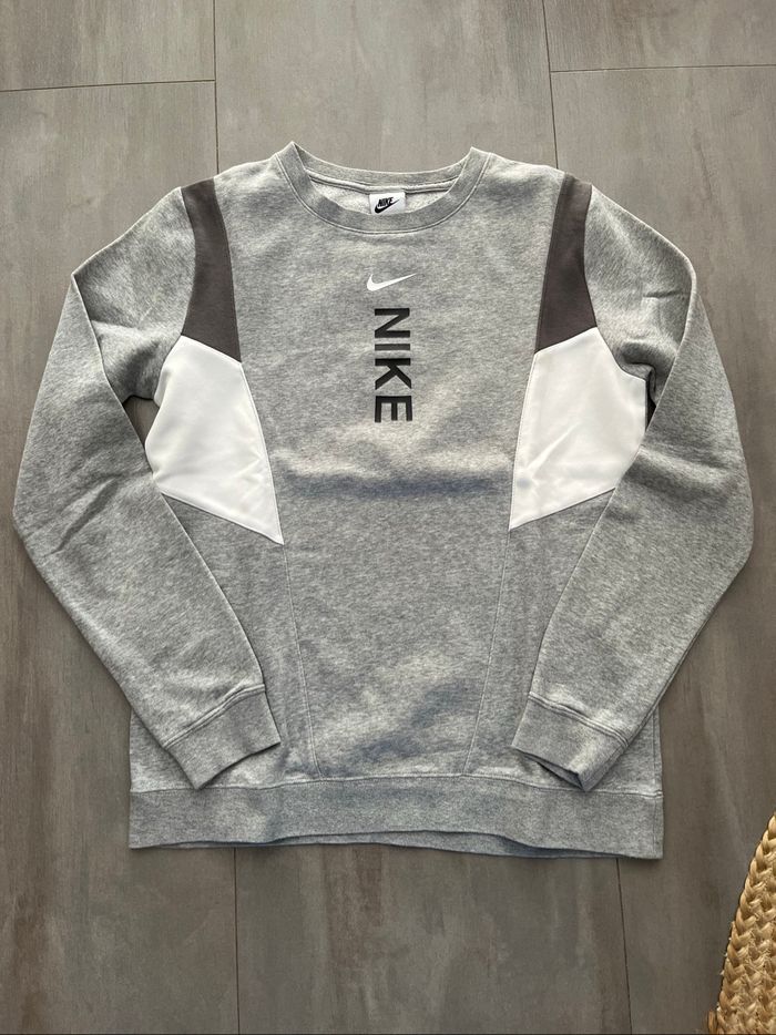 Ensemble jogging Nike - photo numéro 2