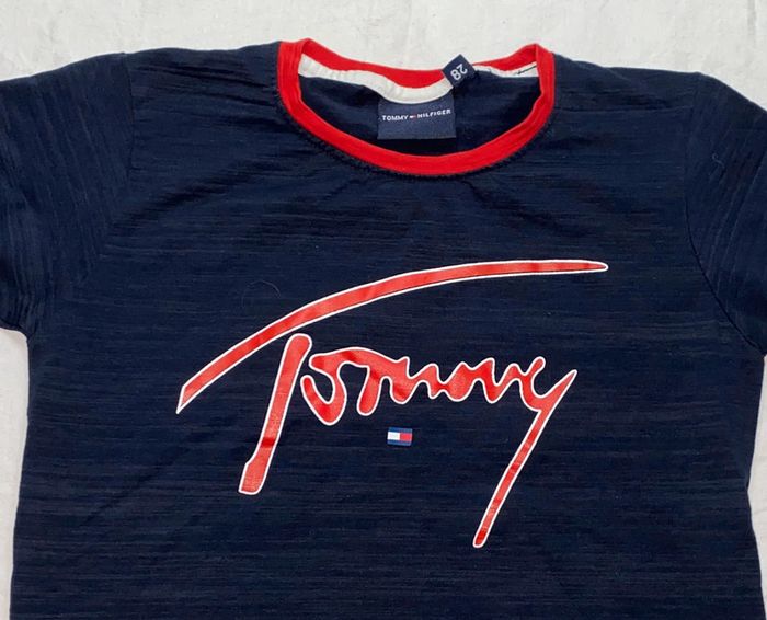 tshirt Tommy Hilfiger 8 ans - photo numéro 2