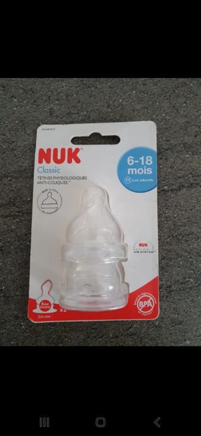 Lot de 2 tétines NUK anti-coliques