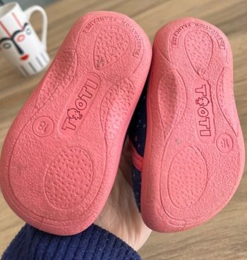 Chausson taille 18 
