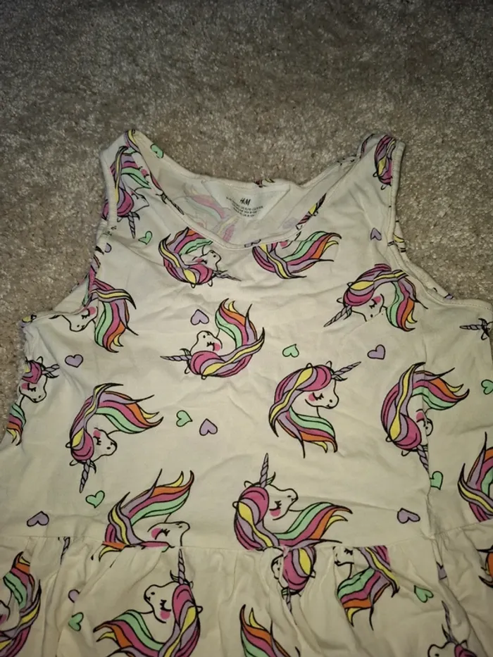 Robe licornes H&M 8 ans - photo numéro 4