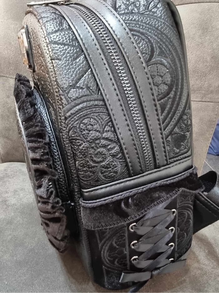 Loungefly Disney Villains backpack - photo numéro 2