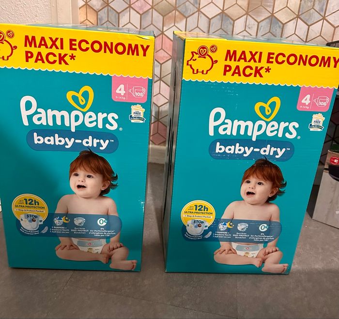 2 MAXI packs Pampers baby dry 4