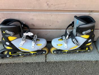 Rollers enfant taille 38 + protections