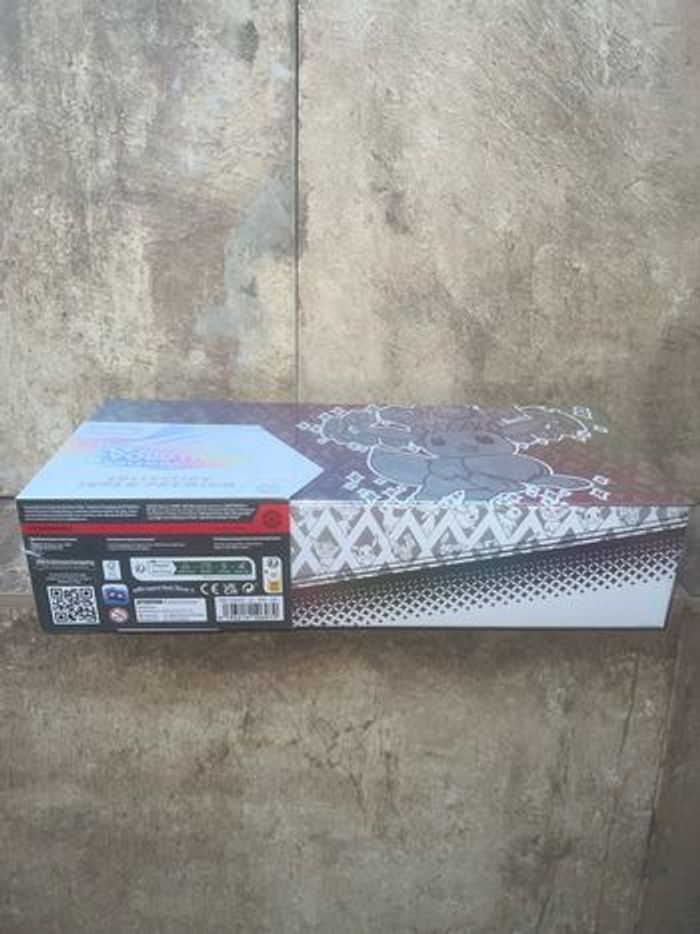 Coffret super premium collection evolutions prismatiques EV 8.5 - photo numéro 6
