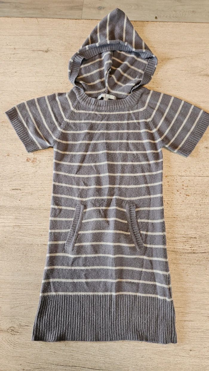Robe courte / tunique grise lignée beige, à caouche, Vynil Fraise, 6 ans - photo numéro 2
