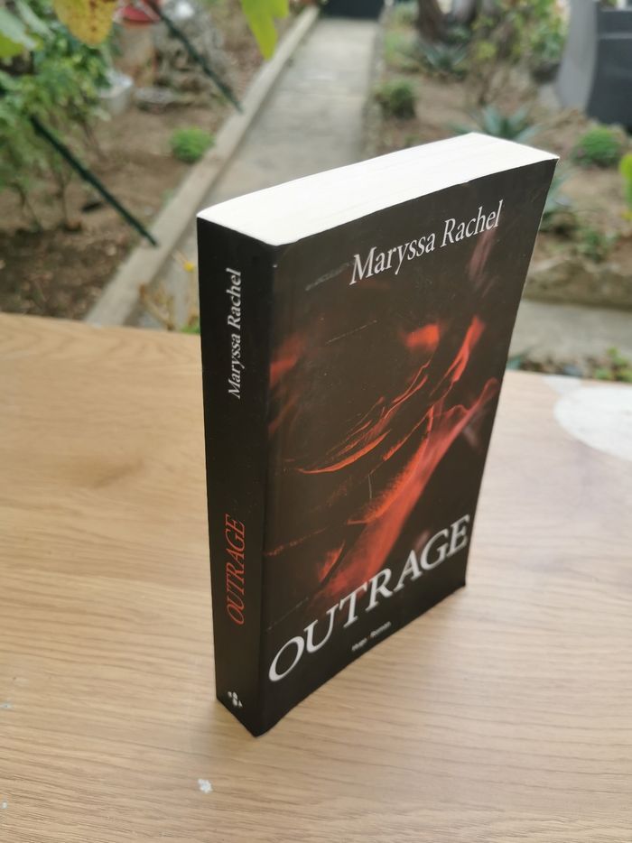 Outrage. Maryssa Rachel - photo numéro 3
