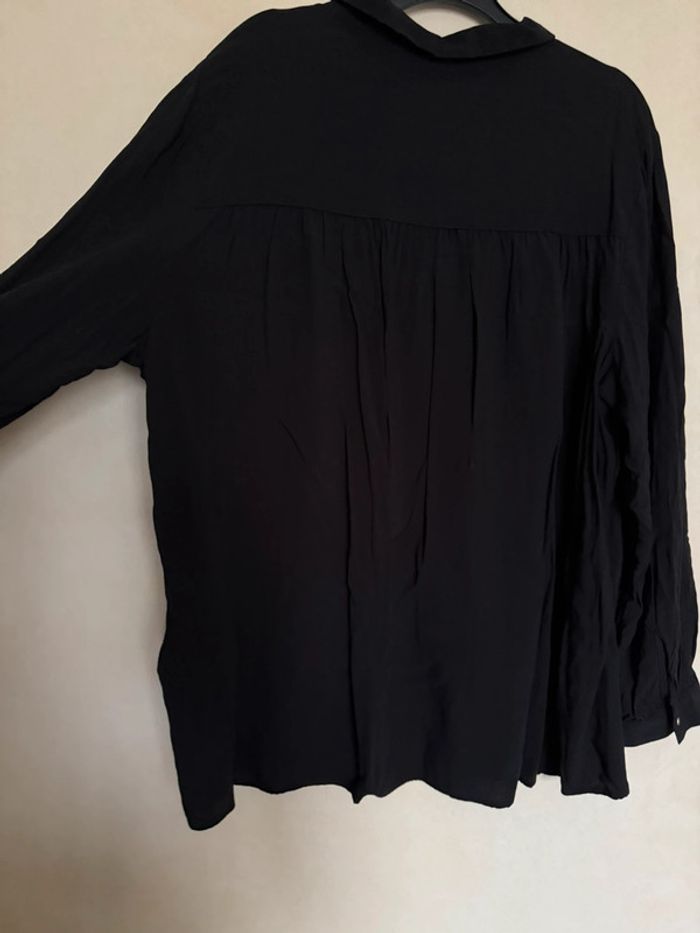 Chemise noire - photo numéro 8