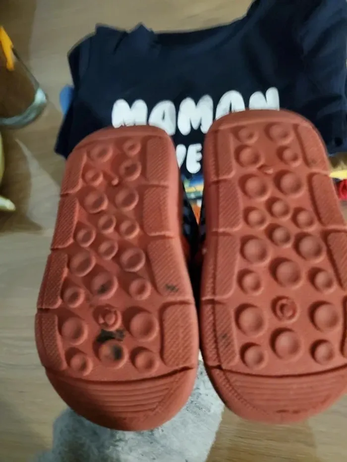 Pantoufles Mickey mouse taille 19 - photo numéro 5