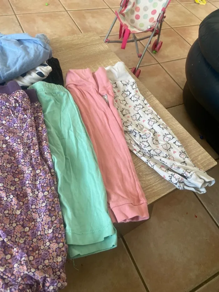 Lot fille 18 mois (15 pièces) - photo numéro 7