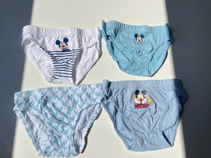 Lot de 4 slips Disney Mickey mouse - photo numéro 3