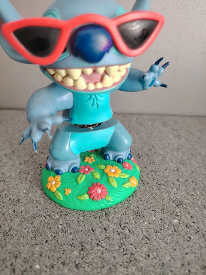 Figurine Disney stitch articulée au niveau du ventre tbe - photo numéro 2