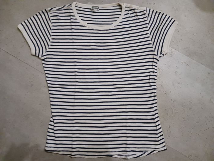 t shirt rayé marine et blanc Taille 38 Etam