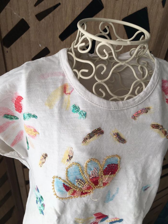 T-shirt fille 5 ans avec sequins perles - photo numéro 3