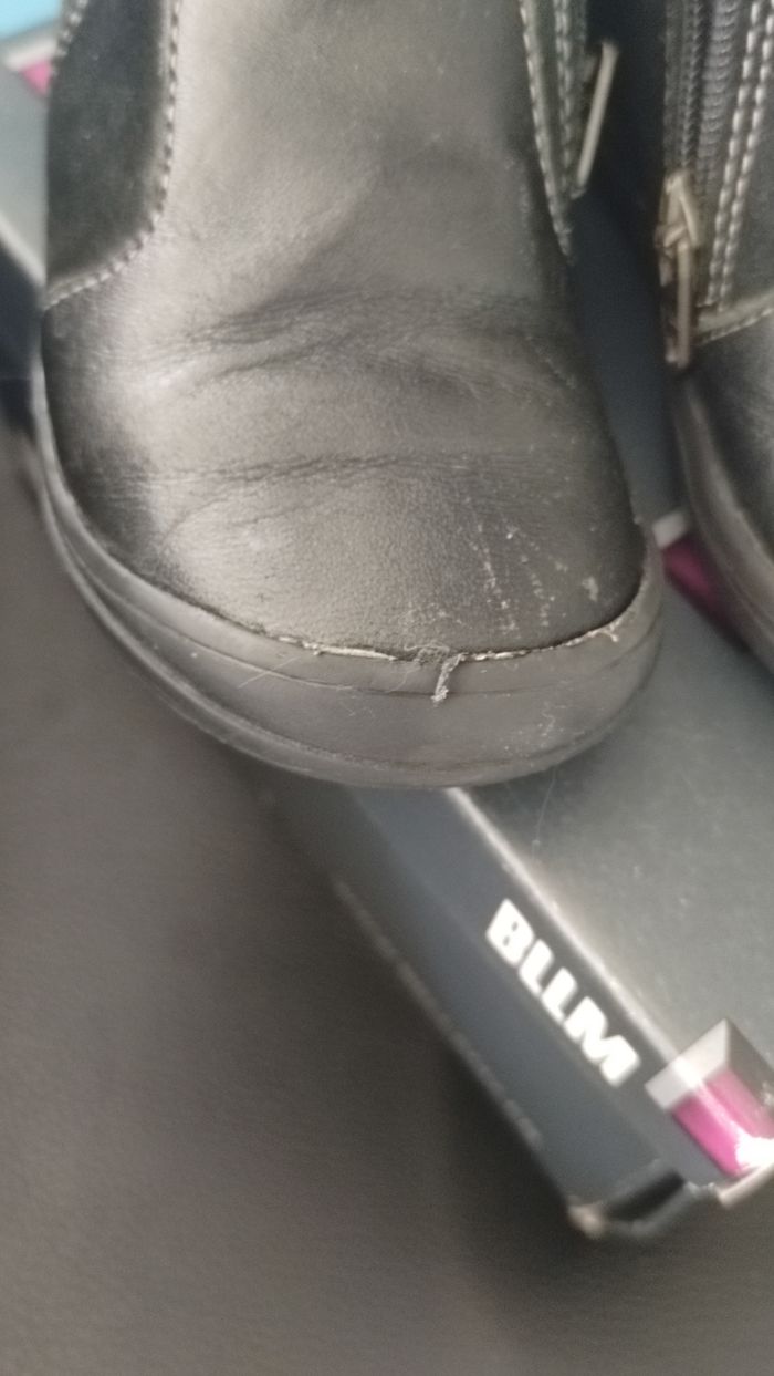 Chaussures pointure 24 - photo numéro 4