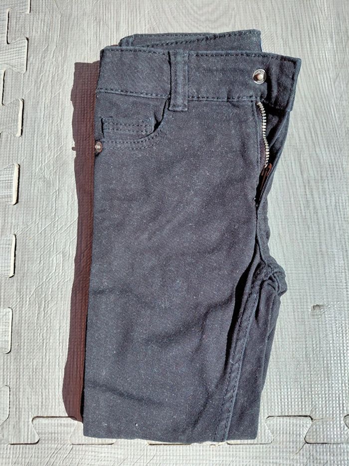Lot 2 jeans kiabi 4 ans - photo numéro 2