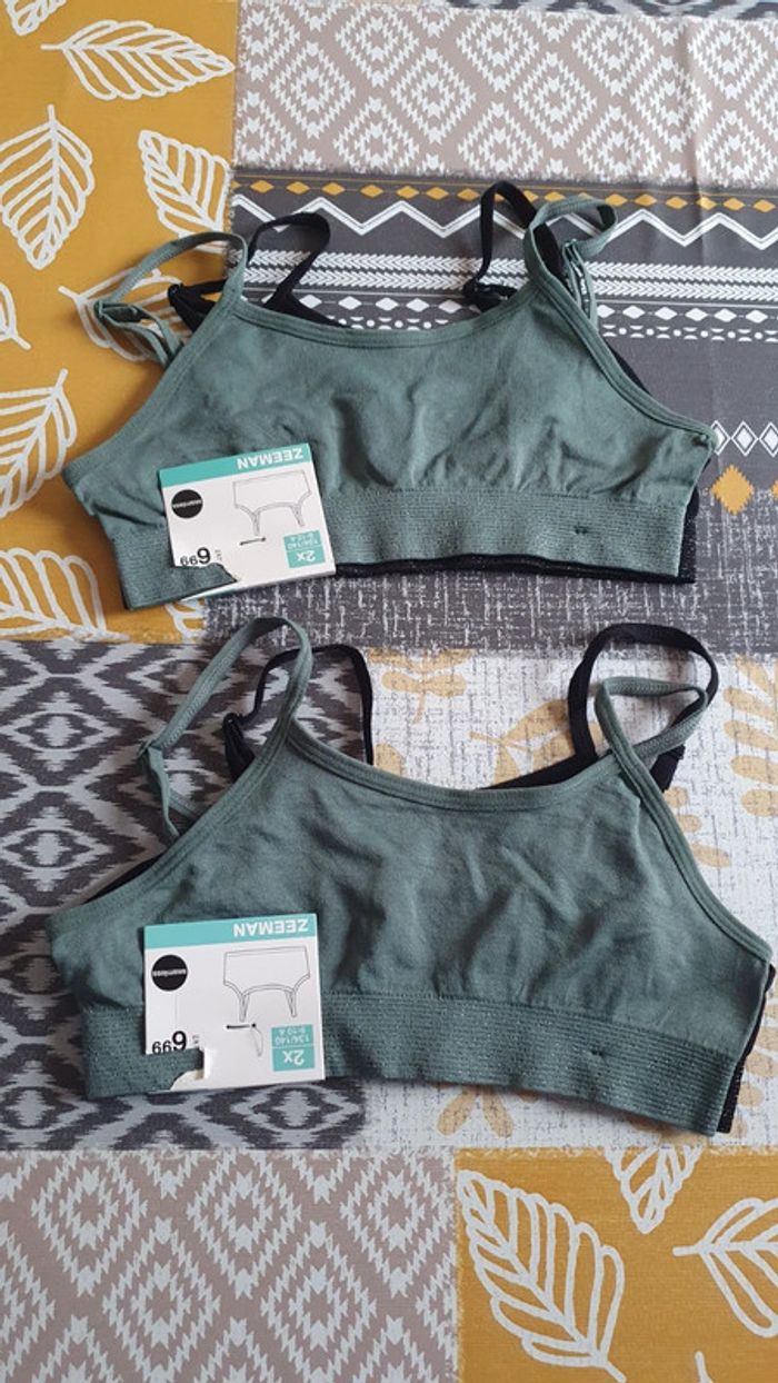 4 Brassières fille taille 8-10 ans