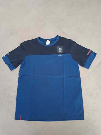 T shirt Décathlon 12 ans