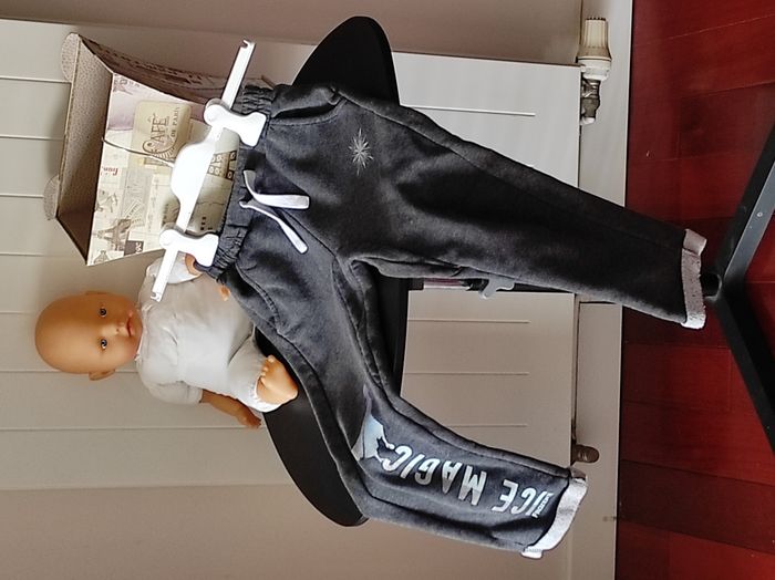 Bas de jogging fille 6 ans – molleton doublé – Reine des Neiges gris