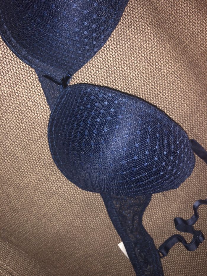 Soutien gorge - photo numéro 2