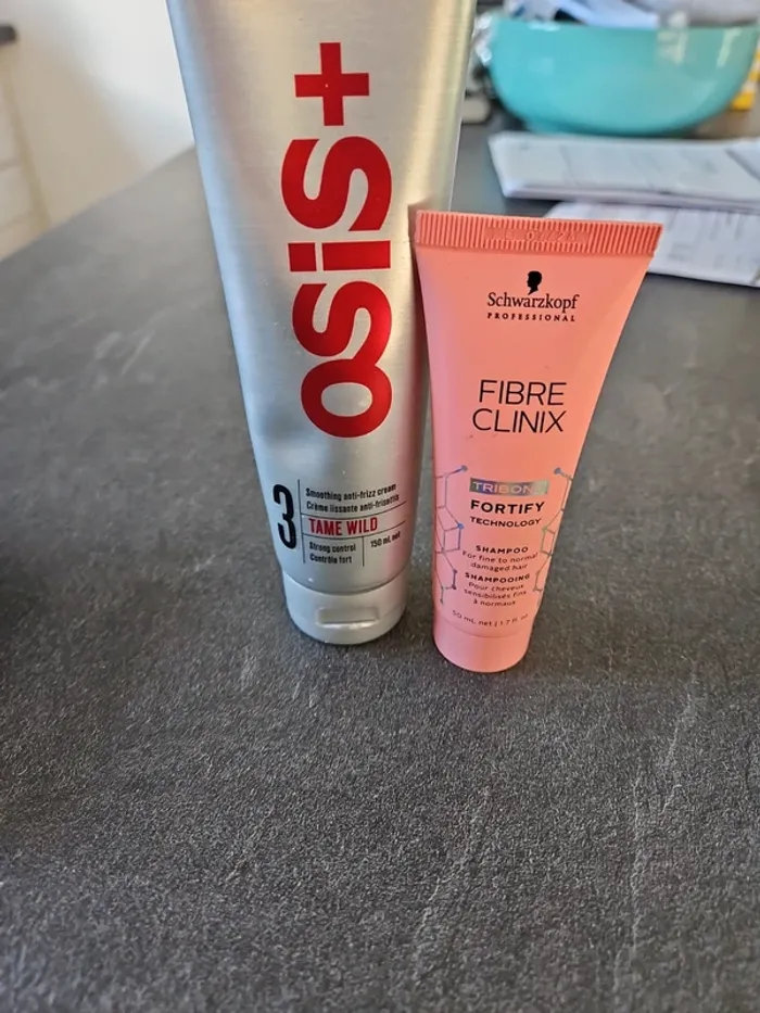 Creme lissante anti frissons schwarzkopf osis+ - photo numéro 2