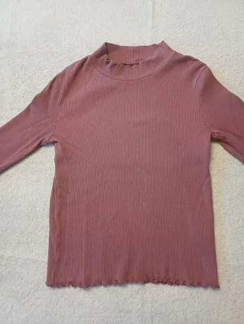 Sous-pull Kiabi 10 ans (réf perso G-F3)(familleac72)