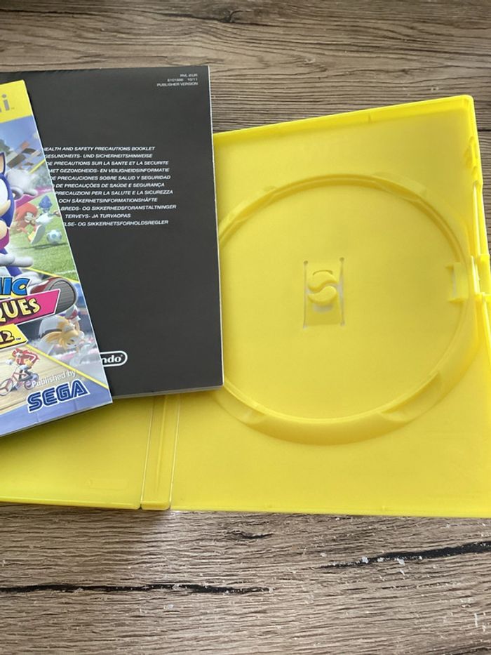 boîte avec notice mario et sonic aux jeux olympiques de londres 2012 Nintendo wii vendu sans le jeu - photo numéro 4