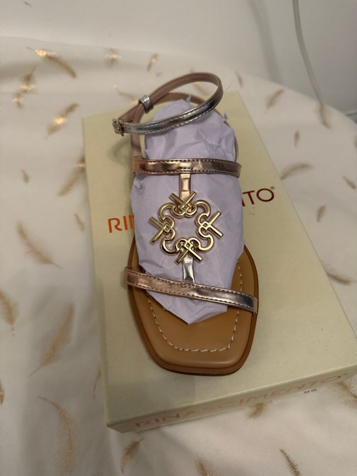 Sandale Rinascimento 36 neuf - photo numéro 4