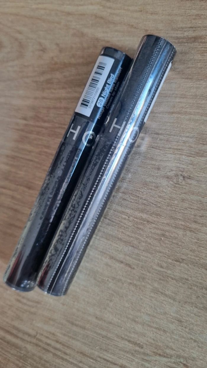 2 rouge a lèvres sephora neuf night Bird couleur noir - photo numéro 3