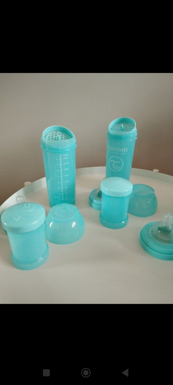 Lot biberon twistshake 260 ml et 330 ml + recharge - photo numéro 2