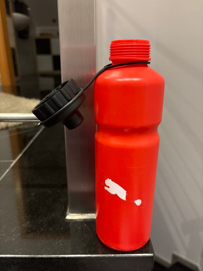 Gourde rouge Puma - photo numéro 5