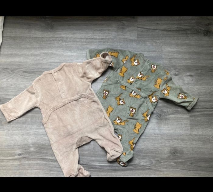 Lot 2 pyjamas - photo numéro 2