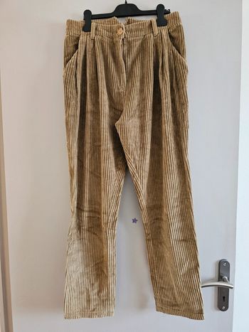 Pantalon velours côtelé Yume. Taille 38