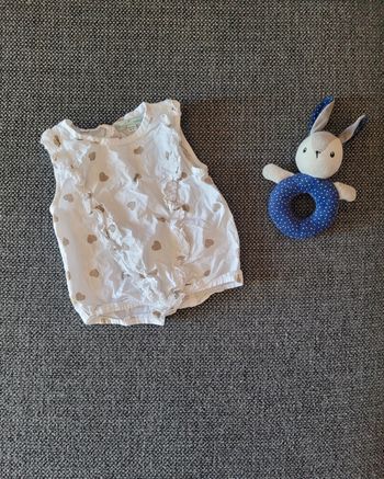 Blouse sans manche à cœur fille 24 mois