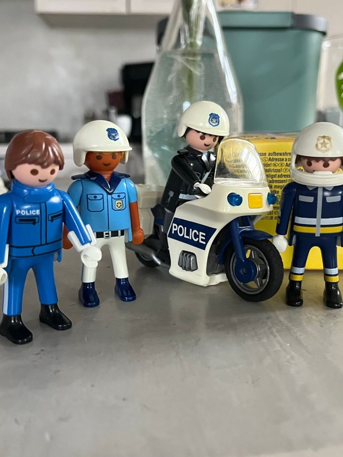 Lot de playmobil police - photo numéro 8