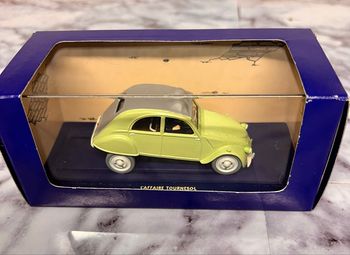 La 2 cv de L'Affaire Tournesol Citroën