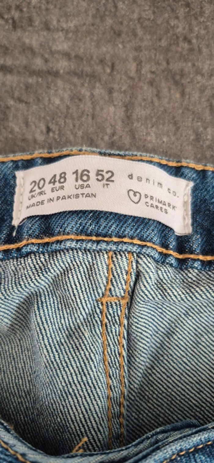 Jeans neuf - photo numéro 2