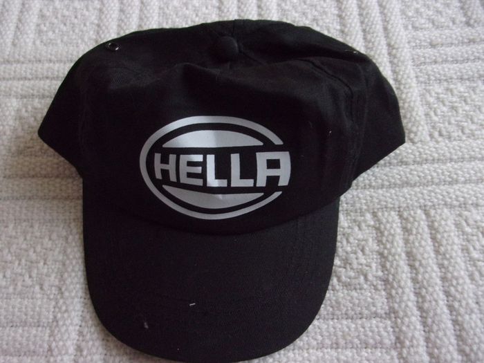 casquette Hella