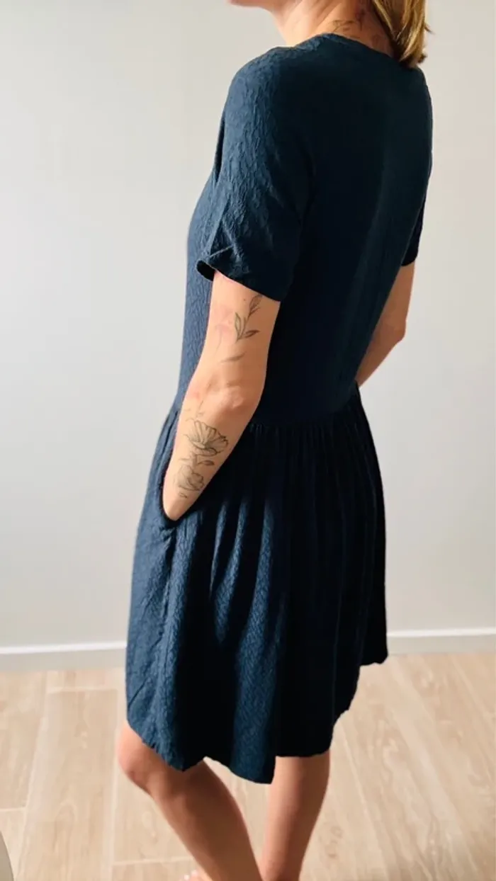 Robe bleu canard Bizzbee taille XS en très bon état - photo numéro 2