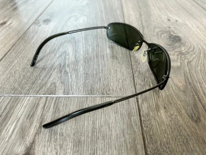 Lunettes de Soleil Police Neuves - photo numéro 3