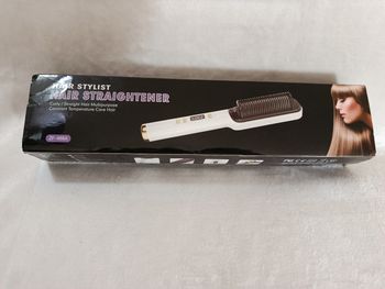 A saisir , brosse lissante neuve ! ( bien lire merci)