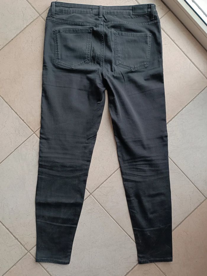 Jeans SkINNY gris foncé Zara medium rise - taille 42 - photo numéro 4