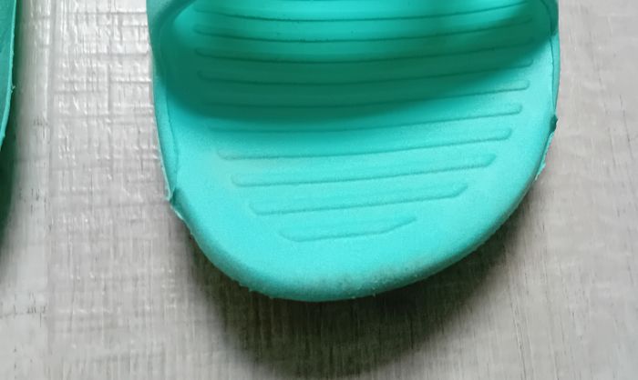 Sandales/claquettes  P33/34 - photo numéro 4