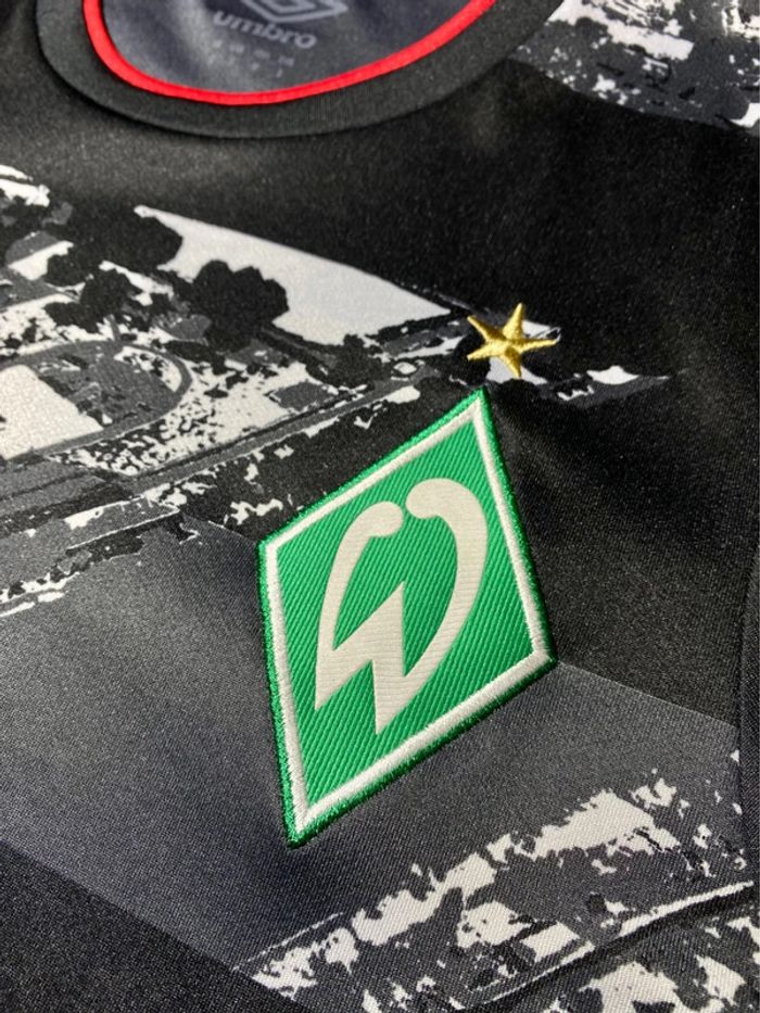 Maillot foot Werder Breme 🇩🇪 third 2020/21 - photo numéro 2