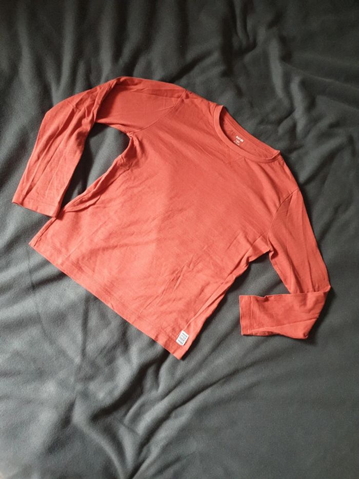 Tee-shirt manches longues garçon Taille 12 ans rouge brique