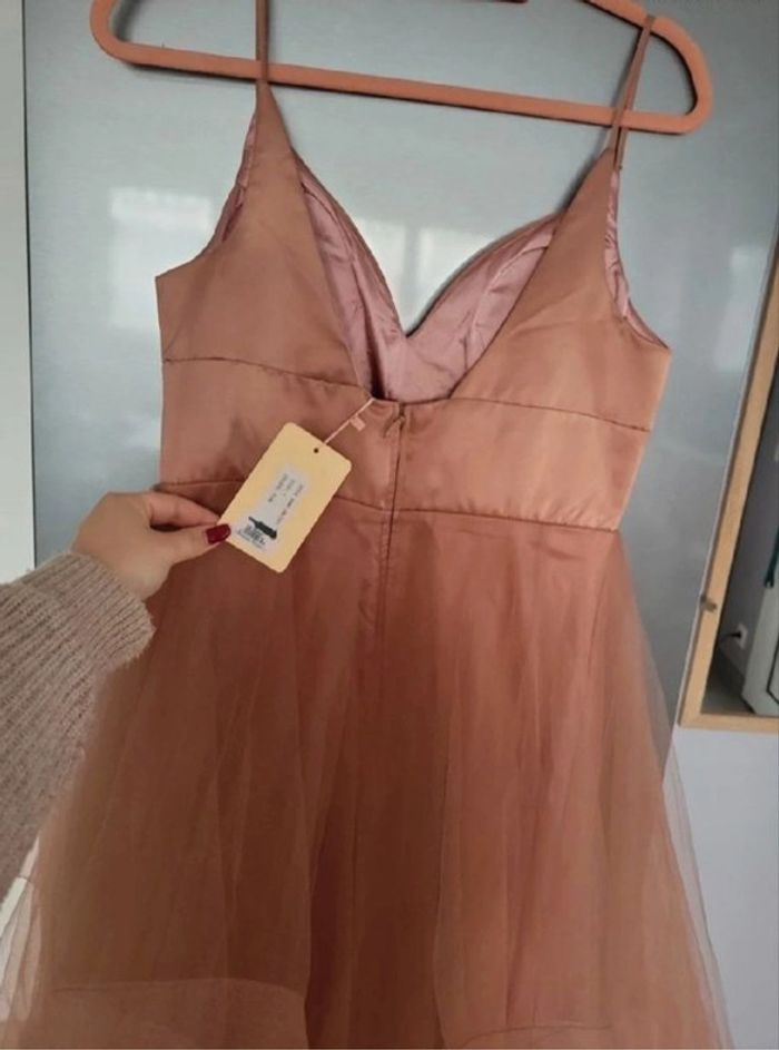 Robe de soirée - photo numéro 3