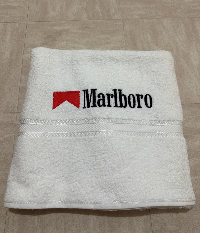 Serviette Marlboro - photo numéro 13