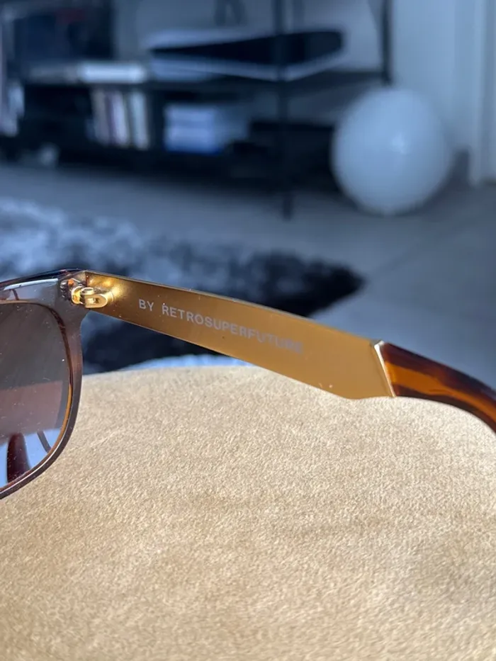 Lunette de soleil Retrosuperfuture Flat Top - Noire et or - parfait état - photo numéro 7