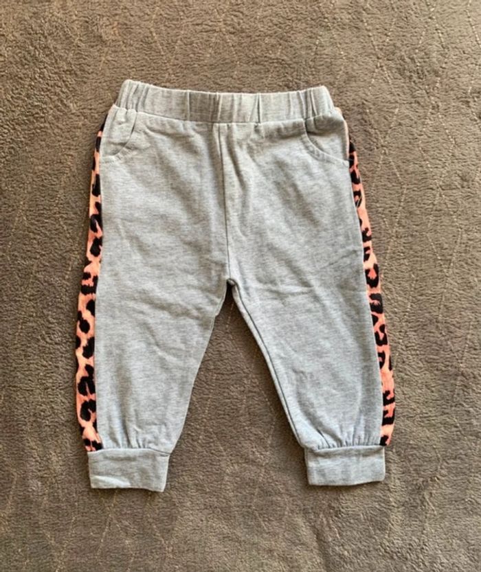 Jogging gris fille taille 12 mois